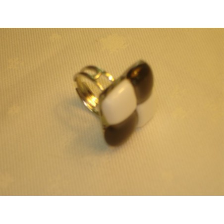 BAGUE EN VERRE DE MURANO NOIRE ET BLANCHE MONTURE METALLIQUE