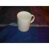 MUGG BLANC EN PORCELAINE HT 9.5 DIAM 8CM