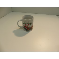 MUGG EN PORCELAINE DECORE  32cl ht 9cm