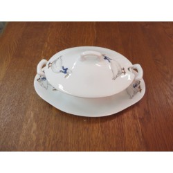 SAUCIERE EN PORCELAINE AVEC COUVERCLE MOTIF OIES